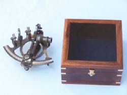 Antiqued Sextant 7"