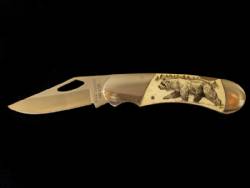 Scrimshaw Large Folding Knife