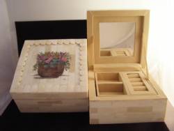 Scrimshaw Bone Box