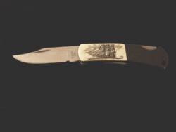 Scrimshaw Medium Folding Knife